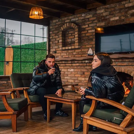 Sakarya Uzunkum Da 3 Oda1 Salon Ultra Luex - Oezel Havuzlu-muhafazakar-jakuzili-soemineli-kis Bahceli 7 Kisilik Luex Bng-1001 Holiday home