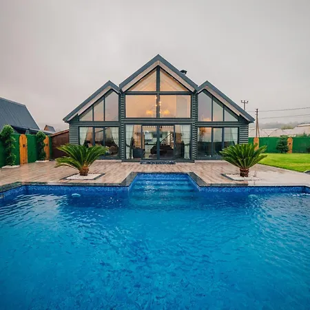 Sakarya Uzunkum Da 3 Oda1 Salon Ultra Luex - Oezel Havuzlu-muhafazakar-jakuzili-soemineli-kis Bahceli 7 Kisilik Luex Bng-1001 Holiday home *
